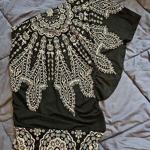 Moa Moa one shoulder black and white top